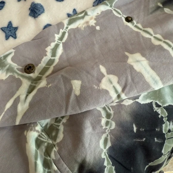 Young Fabulous & Broke Black and Green Tie-Dye Jogger Set - Picture 4 of 7